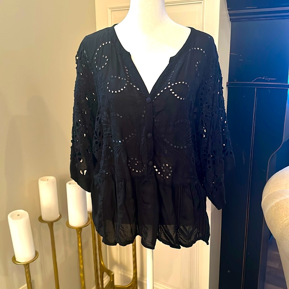 Johnny Was black top. NWT XL